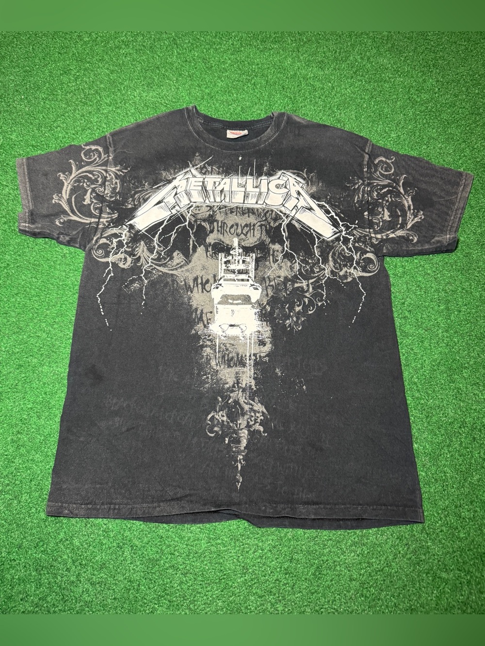 Metallic Affliction Style Band T Shirt Y2K Vintage Black Large Grunge Metal